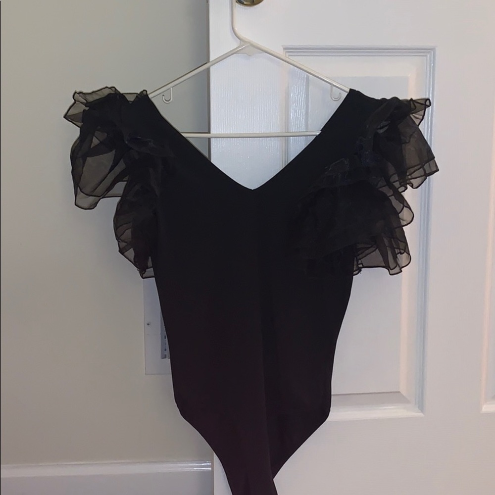 Body suit ruffle sleeves